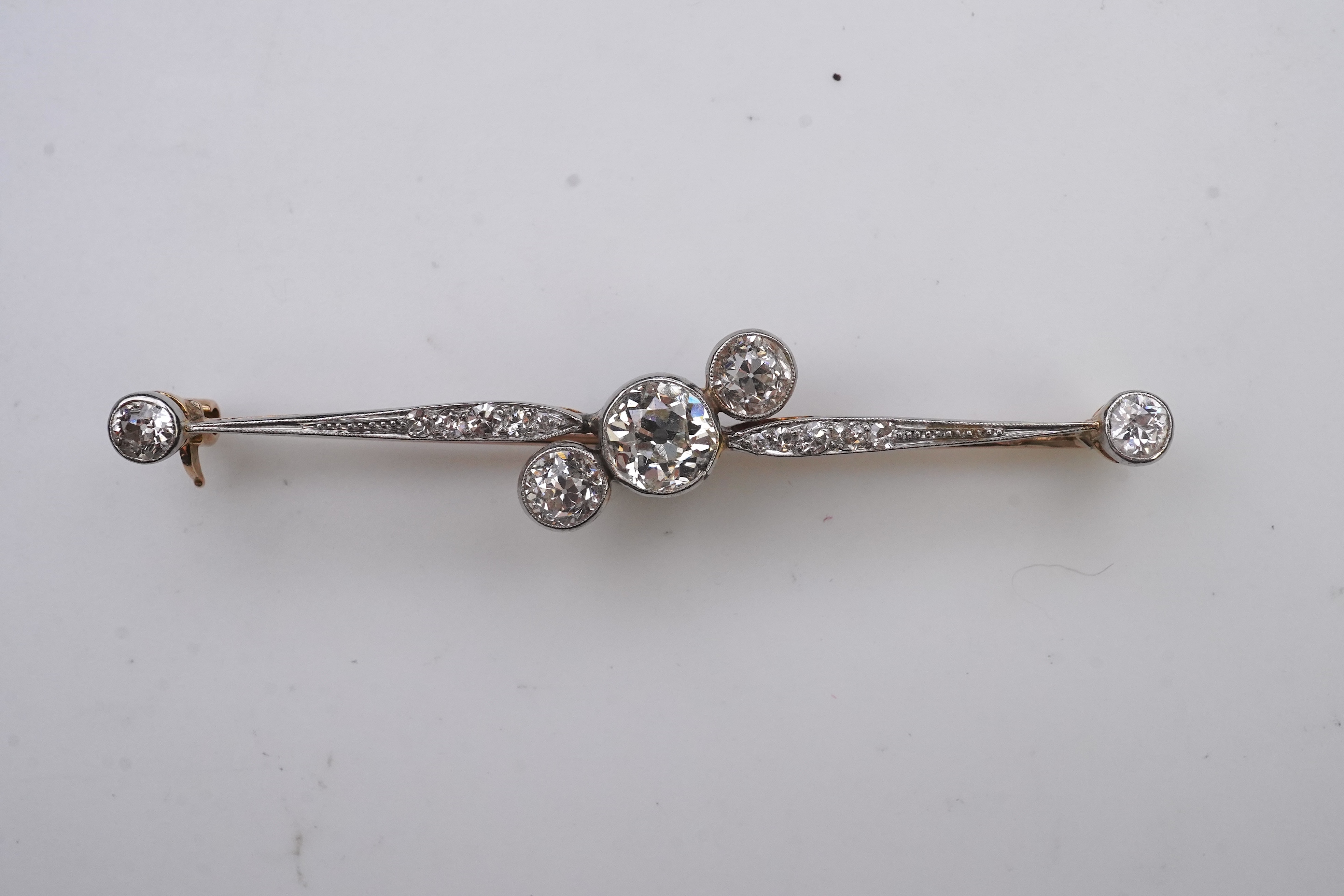 An Edwardian diamond brooch, early 20th century